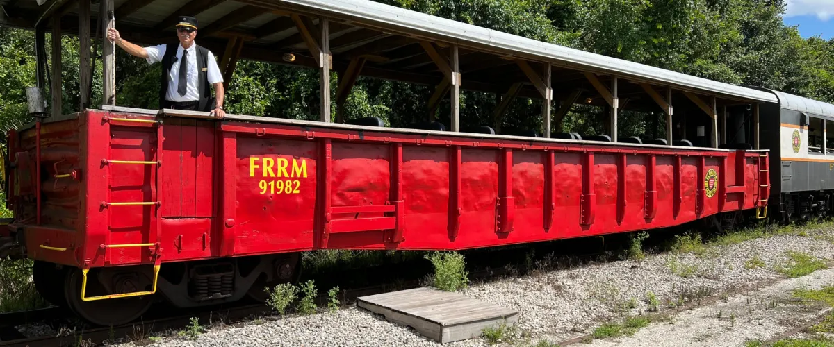 91982 Open Air Coach Exterior
