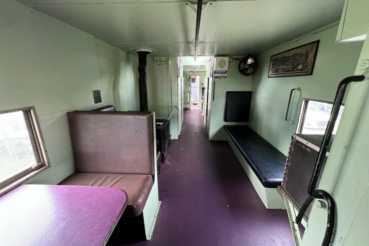 01188 SCL Caboose Interior